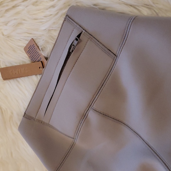 Skims Sport Swim Scuba Long Length pants - chrome - Picture 8 of 14